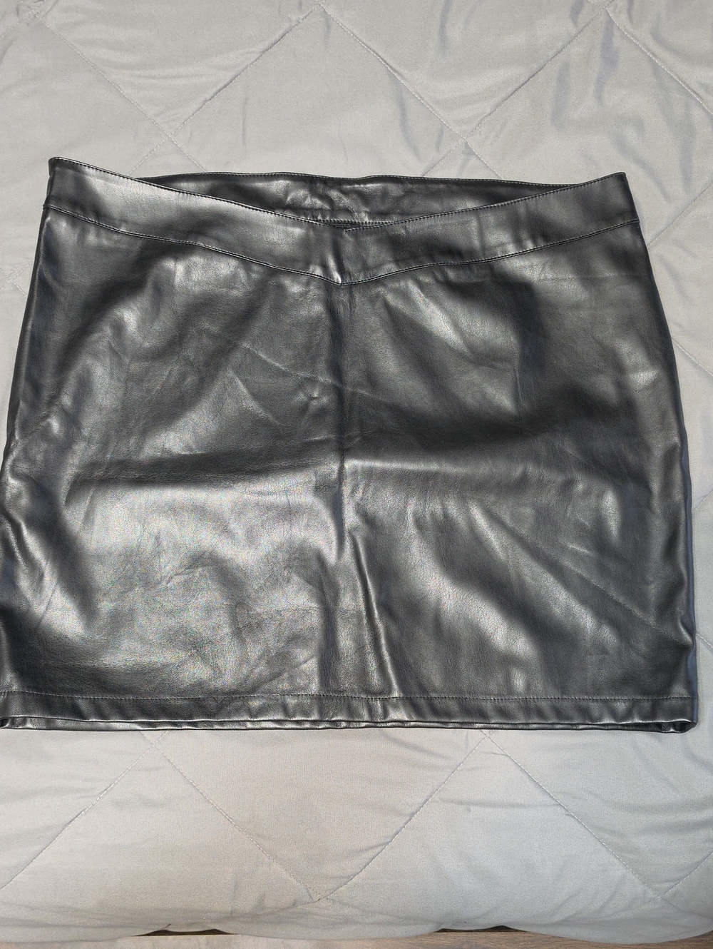 Black Faux Leather Mini Skirt - Women's Stylish Pencil Skirt